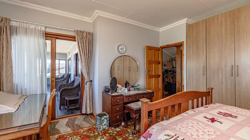 5 Bedroom Property for Sale in Tergniet Western Cape